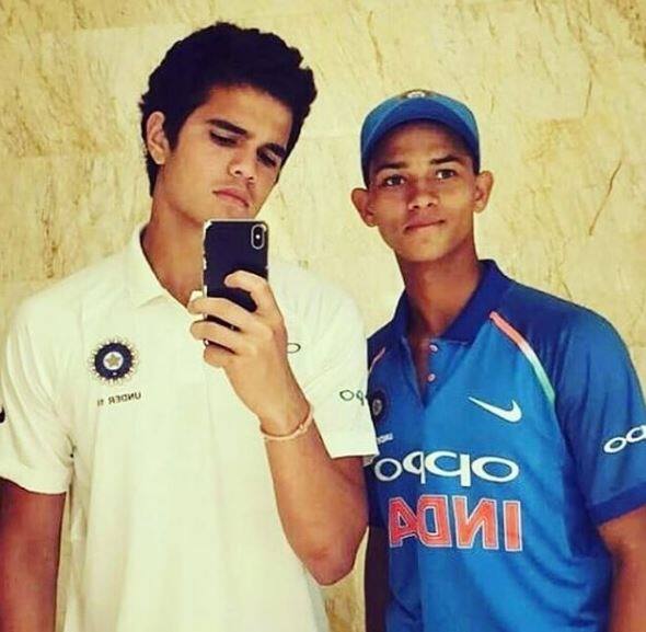 সেই সাক্ষাতের ছবি অর্জুন সোশ্যাল মিডিয়ায় শেয়ার করেছেন।