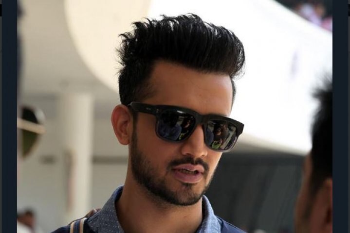 Pakistani singer Atif Aslam trolled for singing Bollywood song at Pak Independence day function পাকিস্তানের স্বাধীনতা দিবসের অনুষ্ঠানে বলিউডের গান গেয়ে ট্রোলড পাক শিল্পী আতিফ আসলাম