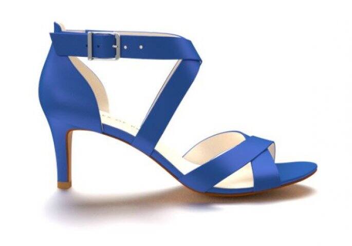 11th standard girl make a sandal which will hit the motions ছুঁলেই লাগবে ইলেকট্রিকের ঝটকা, শ্লীলতাহানি থেকে মেয়েদের রক্ষায় ‘শকিং স্যান্ডেল’ তৈরি করল মধ্যপ্রদেশের একাদশ শ্রেণীর ছাত্রী