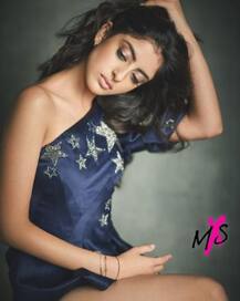 মা, মেয়ে শ্বেতা বচ্চন নন্দা ও নব্য নাভেলির সাম্প্রতিক ফটোশ্যুটের ছবি দেখুন