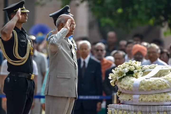বাজপেয়ীকে শেষ শ্রদ্ধা জানান রাষ্ট্রপতি রামনাথ কোবিন্দও। ছবি সৌজন্যে পিটিআই