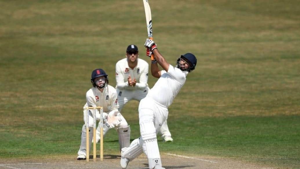 Rishabh Pant creates history on Test debut at Trent Bridge দেখুন: ছক্কা মেরে খাতা খুললেন ঋষভ, অবাক নন কোচ