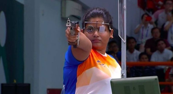 Rahi becomes first Indian woman to shoot Asiad gold এশিয়ান গেমসে ২৫ মিটার পিস্তলে সোনা রাহি সার্নোবতের