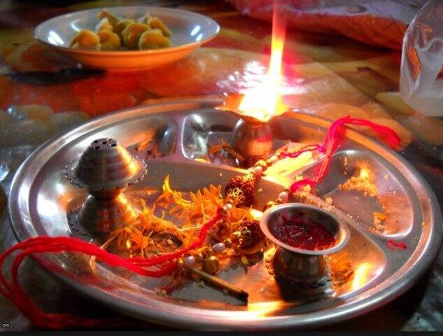 আর কয়েকদিন পরেই রাখী। দেশজুড়ে পালিত হবে ভাই-বোনের এই উৎসব