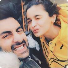 এটাই বোধহয় আলিয়া-রণবীরের সব থেকে রোম্যান্টিক ছবি