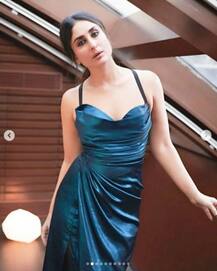 মুম্বইয়ে এক অনুষ্ঠানে করিনা কপূর