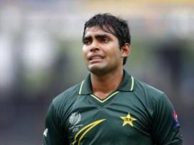 Ignored for 16 months, Kamran Akmal threatens to burn his cricket kit ১৬ মাস ডাক পাননি পাক টিমে, এশিয়া কাপে দল ঘোষণার আগে উমর আকমলের হুমকি, ক্রিকেট কিটব্যাগ পুড়িয়ে ফেলবেন!