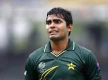 ১৬ মাস ডাক পাননি পাক টিমে, এশিয়া কাপে দল ঘোষণার আগে উমর আকমলের হুমকি, ক্রিকেট কিটব্যাগ পুড়িয়ে ফেলবেন!