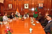 রোহিঙ্গাদের প্রতি পশ্চিমবঙ্গ একটু বেশি দরদী, ৭০টি পরিবারের জন্য শিবির হয়েছে, খোঁচা বিএসএফ ডিজি-র