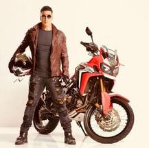 এই কারণেই অক্ষয় কুমারকে বলা হয় বলিউডের আসল খিলাড়ি