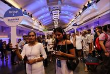 বেঙ্গালুরুতে স্যামসাঙ খুলল বিশ্বের সবচেয়ে বৃহত্তম স্টোর, সেখানে কী পাওয়া যাবে দেখুন