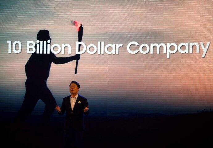 দুমাস আগে নয়াদিল্লিতে স্যামসাঙ তাদের বিশ্বের সবচেয়ে বড় প্ল্যান্ট খোলে