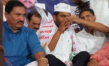 সরকারের সঙ্গে আলোচনা ছাড়াই ১৯ দিন পরে অনশন প্রত্যাহার হার্দিক পটেলের