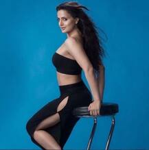 ফের বড়পর্দায় ফিরছেন আমিশা, সম্প্রতি করিয়েছেন ফটোশ্যুট, শ্যুটেরই আরও কিছু ছবি ভাইরাল