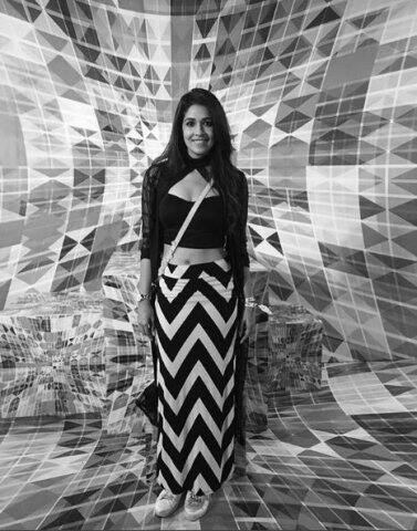 ভিকির বান্ধবী হরলিন মুম্বইয়ে থাকেন। অনেক ছোট বয়স থেকে তিনি কাজ করা শুরু করেছেন। সমস্ত ছবি সৌজন্যে ইন্সটাগ্রাম