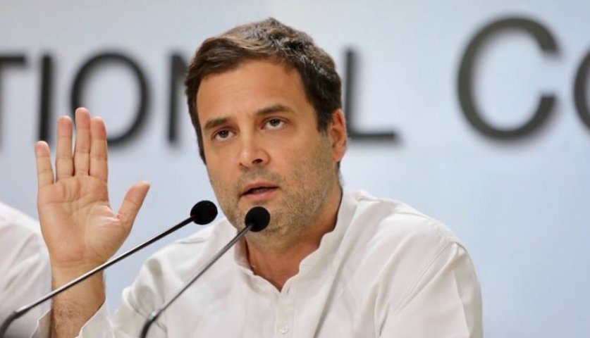 টাকার দামে পতন, ‘ব্রেকিং খবর নয়, টাকা ব্রোকেন’, মোদিকে খোঁচা রাহুলের