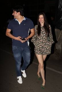 গভীর রাতে বান্ধবী জর্জিয়ার সঙ্গে দেখা গেল আরবাজ খানকে, দেখুন তাঁদের কেমিস্ট্রি