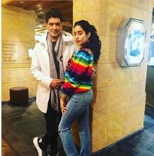 সুইৎজারল্যান্ডে মনীশ মালহোত্রার সঙ্গে ফটোশ্যুটে জাহ্নবী, দেখা গেল শ্রীদেবীর ছায়া