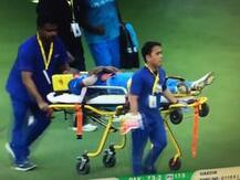 পিঠের নীচের দিকে চোট পেলেন, স্ট্রেচারে মাঠের বাইরে নেওয়া হল হার্দিককে