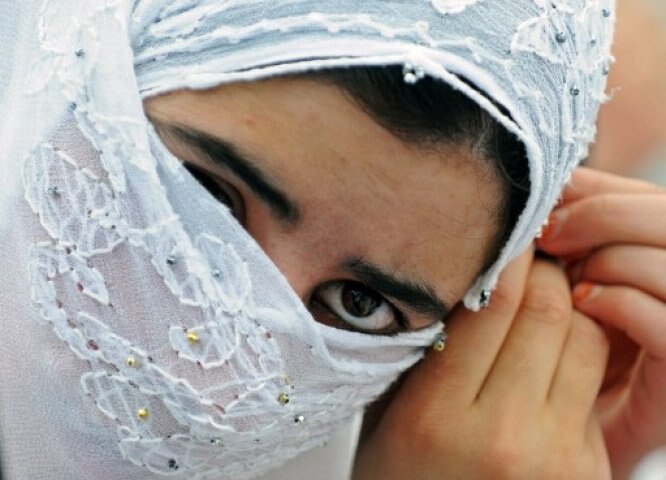 Man arrested for giving instant triple talaq to wife ২টি বাচ্চা হওয়ার পর মোটা হয়ে গিয়েছেন স্ত্রী, তালাক দিল স্বামী! গ্রেফতার