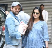 জন্মের পর মেয়েকে নিয়ে বাড়ি এলেন নীল নীতিন মুকেশ, প্রকাশ্যে প্রথম ছবি