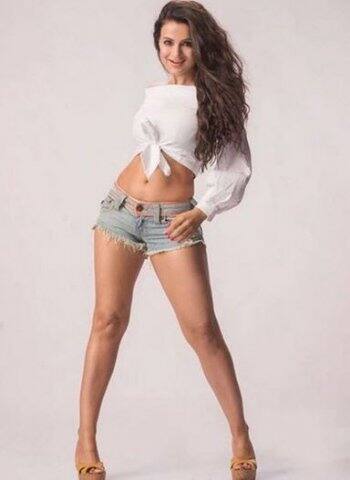 হৃতিক রোশনের সঙ্গে কহো না প্যায়ার হ্যায় সিনেমার মাধ্যমে বলিউডে পা রেখেছিলেন আমিষা।ছবি-ইনস্টাগ্রাম