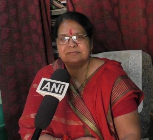 Madhya Pradesh cabinet minister Padma Shukla quits BJP, joins Congress মধ্যপ্রদেশে দল ছেড়ে কংগ্রেসে যোগ দিলেন বিজেপি নেত্রী