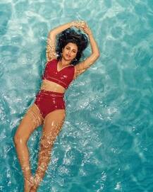 দেখুন! ফিল্মফেয়ার পত্রিকার জন্য পরিণীতি চোপড়ার ফটোশ্যুট