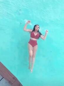 দেখুন! ফিল্মফেয়ার পত্রিকার জন্য পরিণীতি চোপড়ার ফটোশ্যুট