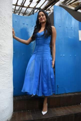 জাহ্নবী কপূর। (ছবি: মানব মঙ্গলানি)