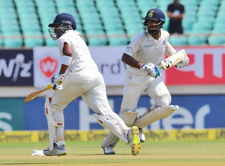 ২৭ তম ভারতীয় হিসেবে অভিষেক টেস্টে হাফসেঞ্চুরি করলেন তিনি।