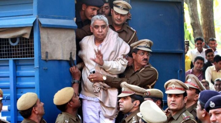 Self-styled godman Rampal found guilty of murder, quantum of punishment to be announced on 16 and 17 october দুটি খুনের মামলায় আদালতে  দোষী সাব্যস্ত স্বঘোষিত গডম্যান রামপাল, সাজা ঘোষণা ১৬ ও ১৭-ই