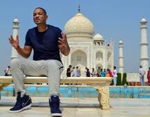 দেখুন, তাজমহল দর্শনে হলিউড অভিনেতা উইল স্মিথ