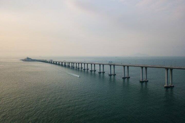  সেতুর ওপর গাড়ি চালাতে নিতে হবে বিশেষ অনুমতি 