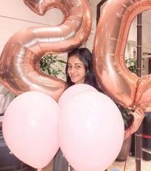 ২০ বছরে পা দিলেন বলিউডে পা রাখতে চলা অনন্যা পান্ডে