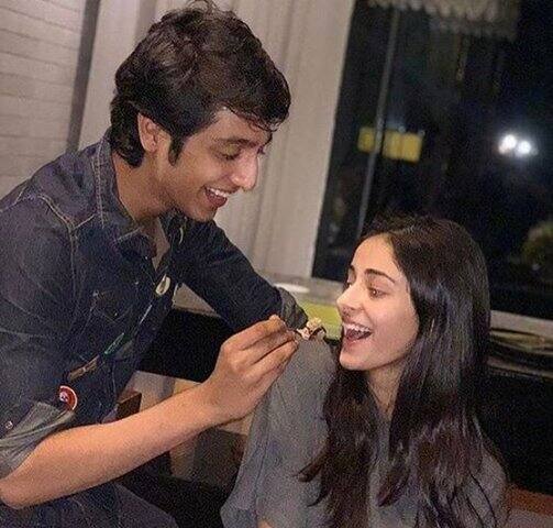 শিগগিরই অনন্যাকে বলিউডে দেখা যাবে টাইগার শ্রফের সঙ্গে স্টুডেন্ট অফ দ্য ইয়ার ২ ছবিতে।