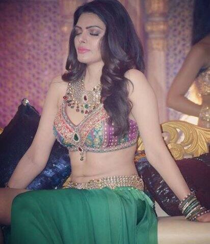 শার্লিনের নতুন ফটোশ্যুটও তাঁর অনুরাগীদের বেশ পছন্দ হয়েছে। ছবি সৌজন্যে ইনস্টাগ্রাম