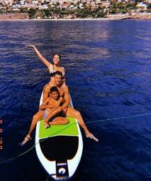 দেখুন, ক্রিশ্চিয়ানো রোনাল্ডোর পরিবারের সঙ্গে ছুটি কাটানোর ছবি