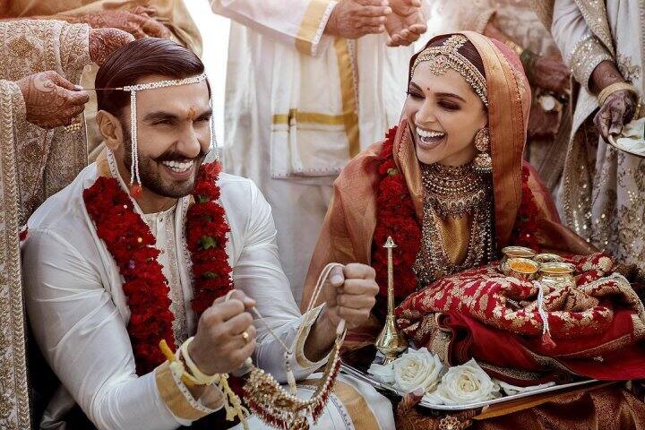 FIRST OFFICIAL PICS! FINALLY Deepika-Ranveer share their PICS as BRIDE & GROOM! বিয়ের পর প্রকাশ্যে এল দীপিকা পাড়ুকোন ও রণবীর সিংহর প্রথম ছবি