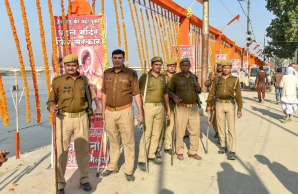 Ayodhya on High Alert after Terror Attack Input ahead of PM Modi's Visit on August 5 ৫ আগস্ট অযোধ্যা সফরে প্রধানমন্ত্রীর জন্য  ডিজিটাল সিকিওরিটি সিস্টেম