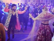 দীপভীরের মুম্বইয়ের পার্টির ছবি দেখুন, নবদম্পতির খুশি চোখে-মুখে দেখা যাচ্ছে