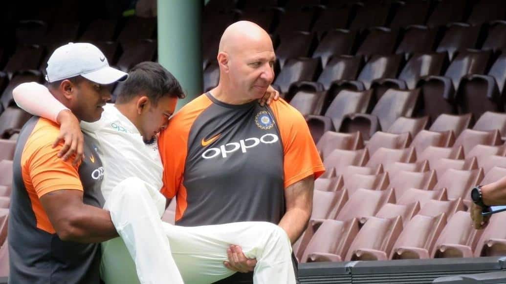 Prithvi Shaw ruled out, Mayank Agarwal named as replacement for remainder of Australia Tests চোটের জন্য টেস্ট সিরিজ থেকে ছিটকে গেলেন পৃথ্বী শ, পরিবর্ত ময়ঙ্ক অগ্রবাল