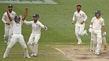 মেলবোর্ন টেস্টে জয় থেকে ২ উইকেট দূরে ভারত