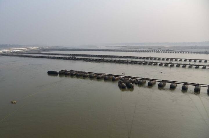 বিশ্বের বৃহত্তম ধর্মীয় ও সাংস্কৃতিক উৎসব হিসেবে গণ্য এই কুম্ভ মেলা। ইউনেস্কো একে ওয়ার্ল্ড হেরিটেজ তকমা দিয়েছে। মানব সভ্যতার অবিচ্ছেদ্য সাংস্কৃতিক উত্তরাধিকার হিসেবে গণ্য হওয়া এই মেলা শেষ হবে ৪ মার্চ।