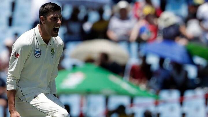 বোলারদের মধ্যে ভার্নন ফিল্যান্ডার এক ধাপ এগিয়ে তৃতীয় স্থানে উঠে এসেছেন। 