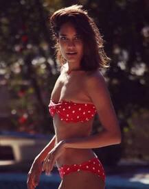 ইনস্টাগ্রামে ছুটি কাটানোর ছবি পোস্ট করলেন লিজা হেডন