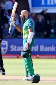 কোহলির চেয়ে কম ইনিংস খেলেই ২৭ সেঞ্চুরি, নতুন রেকর্ড গড়লেন আমলা