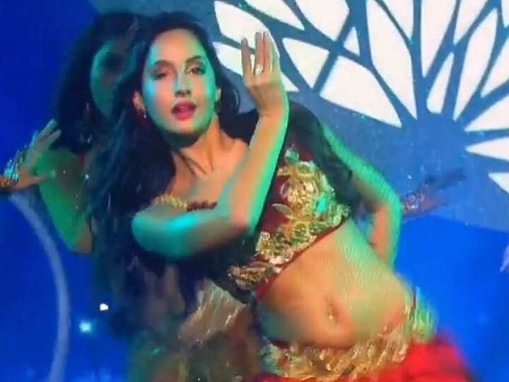 nora fatehi  belly dance video on dilber dilber in tv show ড্যান্স ভিডিও শেয়ার করলেন নোরা, তারিফ অনুরাগীদের