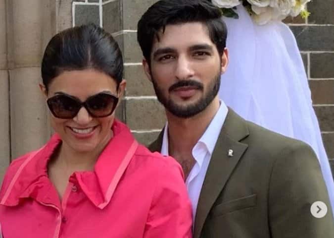 অল্পদিন আগে সুস্মিতা ইনস্টাগ্রামে লেখেন, বিয়ে করবেন না তিনি, তবে রহমানের সঙ্গে জীবন ভালই কাটছে।