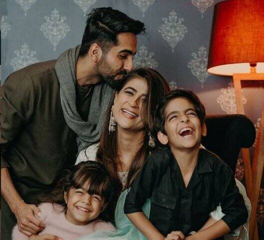 তাঁদের এক ছেলে ও এক মেয়ে রয়েছে।